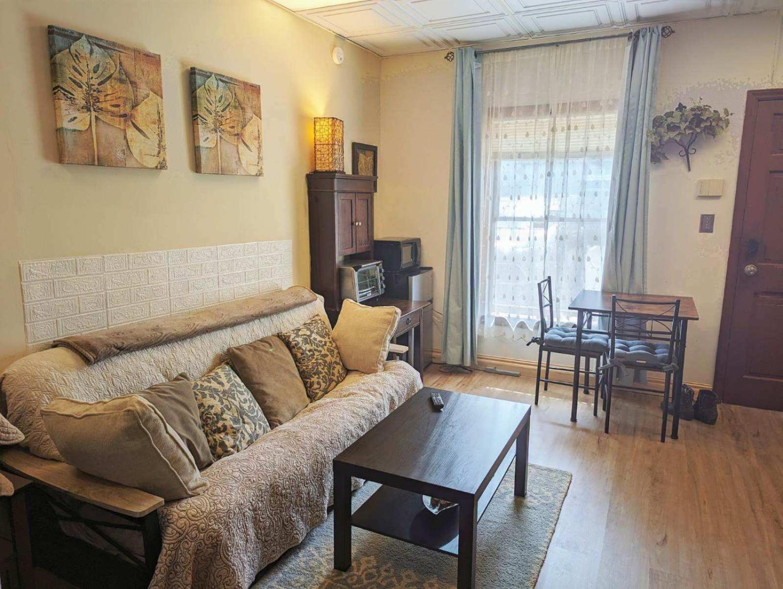 Uptown Area, Cozy King Suite, Quiet And Private, Free Parking, Walk To Restaurants Charlotte Dış mekan fotoğraf